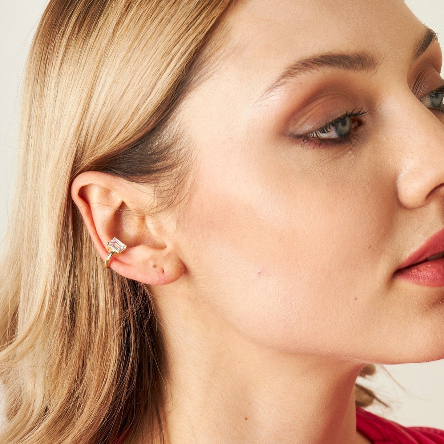 Tek Taş Kıkırdak Küpe - 925 GÜMÜŞ