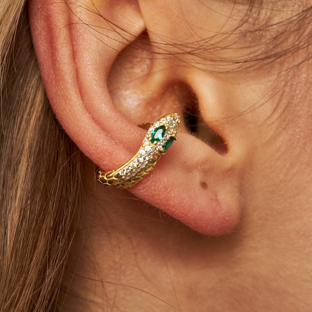 Yeşil Gözlü Yılan Kıkırdak Küpeleri - 925 GÜMÜŞ