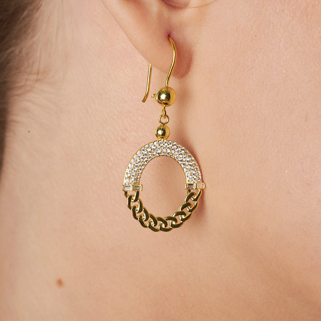 Zirkon Taşlı Oval Şık Tasarım Küpe - 925 GÜMÜŞ