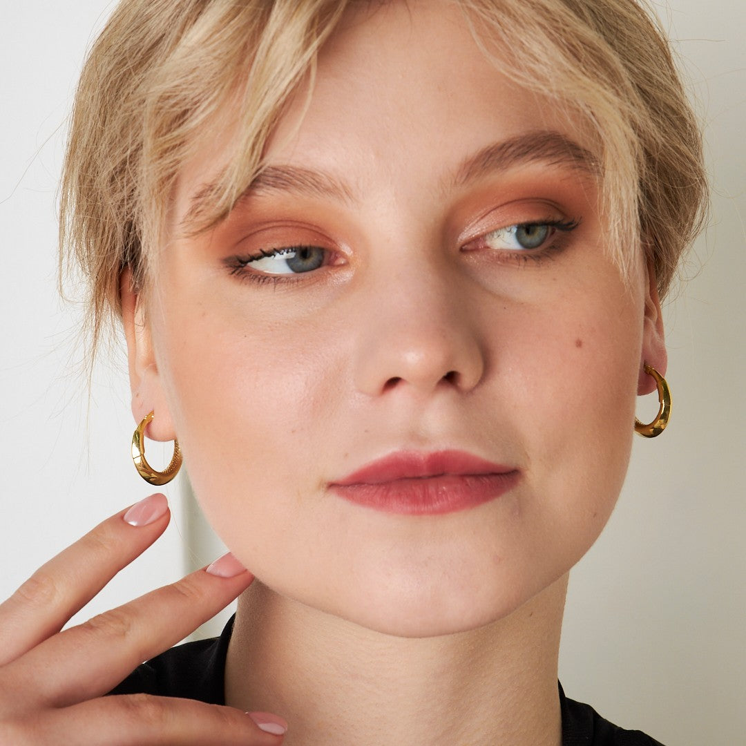 İki Desenli Küpeler - 925 GÜMÜŞ