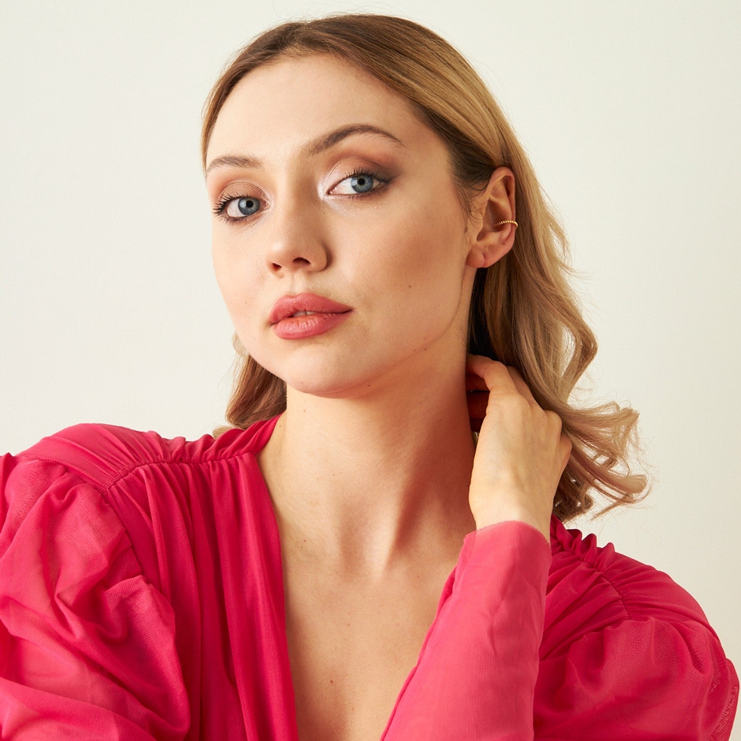 Bükülmüş Kıkırdak Küpeler - 925 GÜMÜŞ