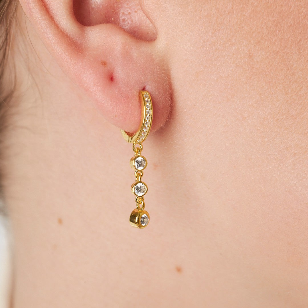 Sallantılı Üç Taşlı Küpe - 925 GÜMÜŞ