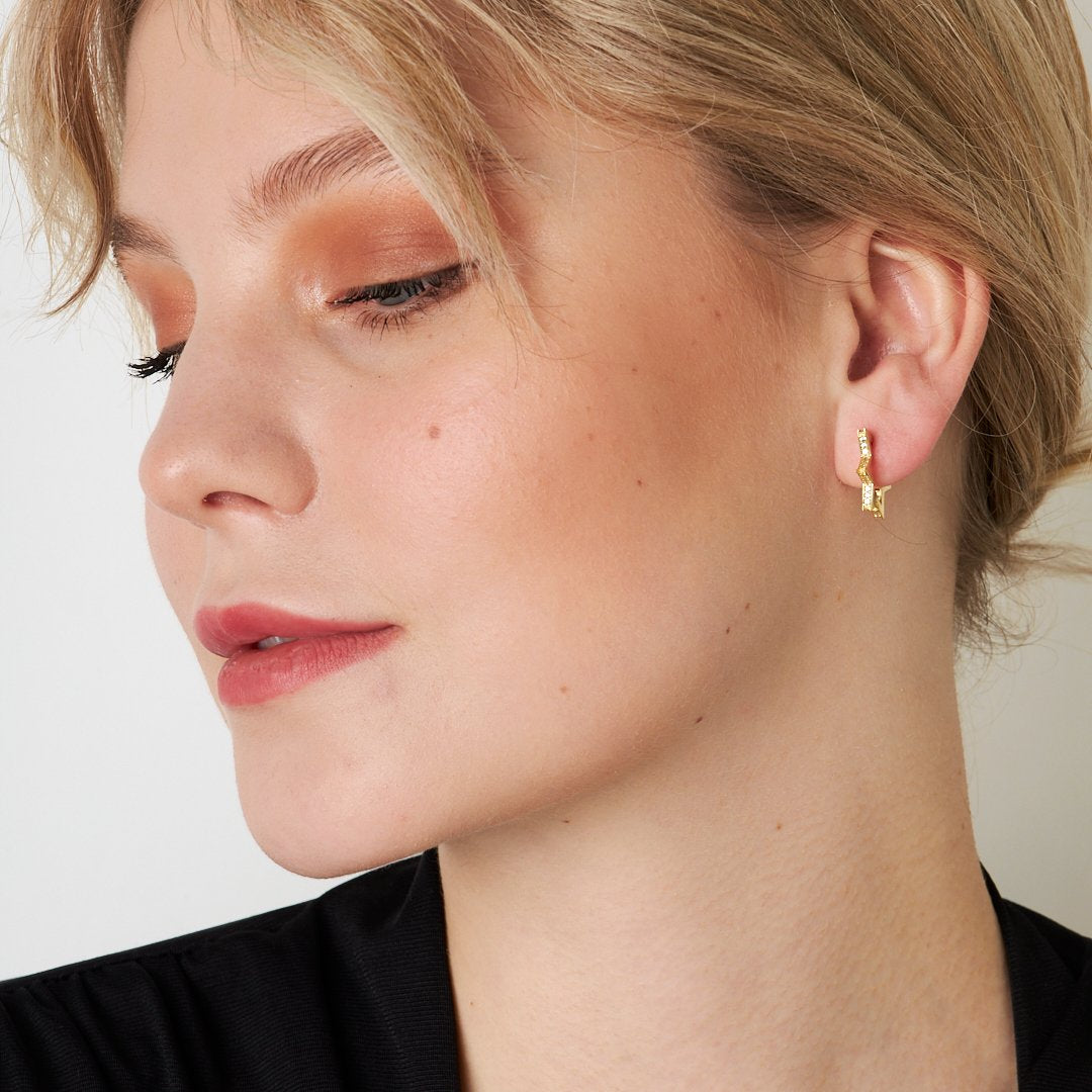 Taşlı Yıldız Küpe - 925 GÜMÜŞ