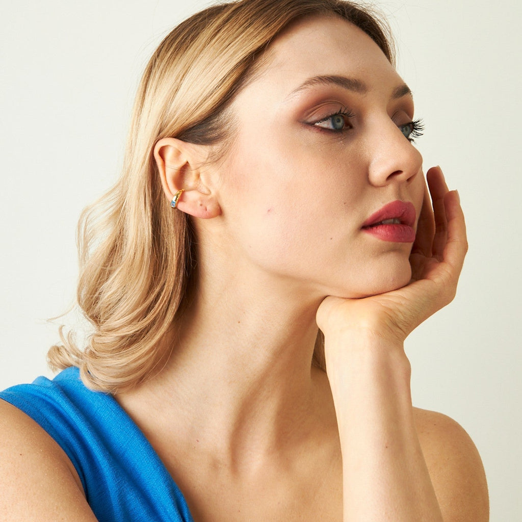 Zirkon Taşlı Kıkırdak Küpe - 925 GÜMÜŞ