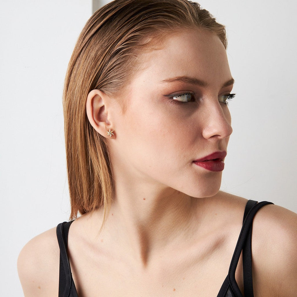 Nergis Çiçeği Piercingi - 925 GÜMÜŞ