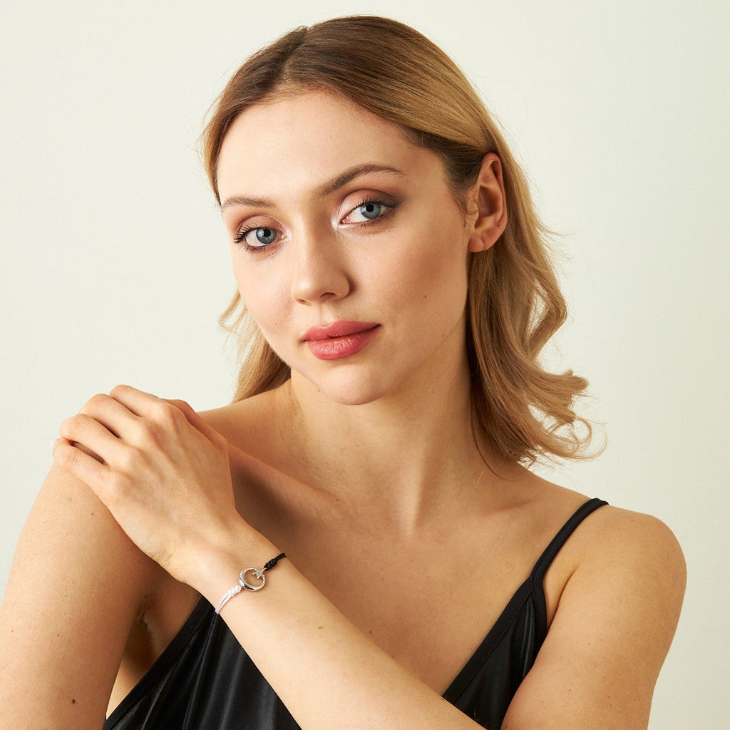 Ay Yıldızlı Siyah Beyaz İp Bileklik - 925 GÜMÜŞ