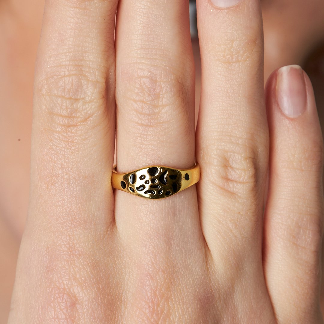 Siyah Desenli Süslü Yüzük - 925 GÜMÜŞ