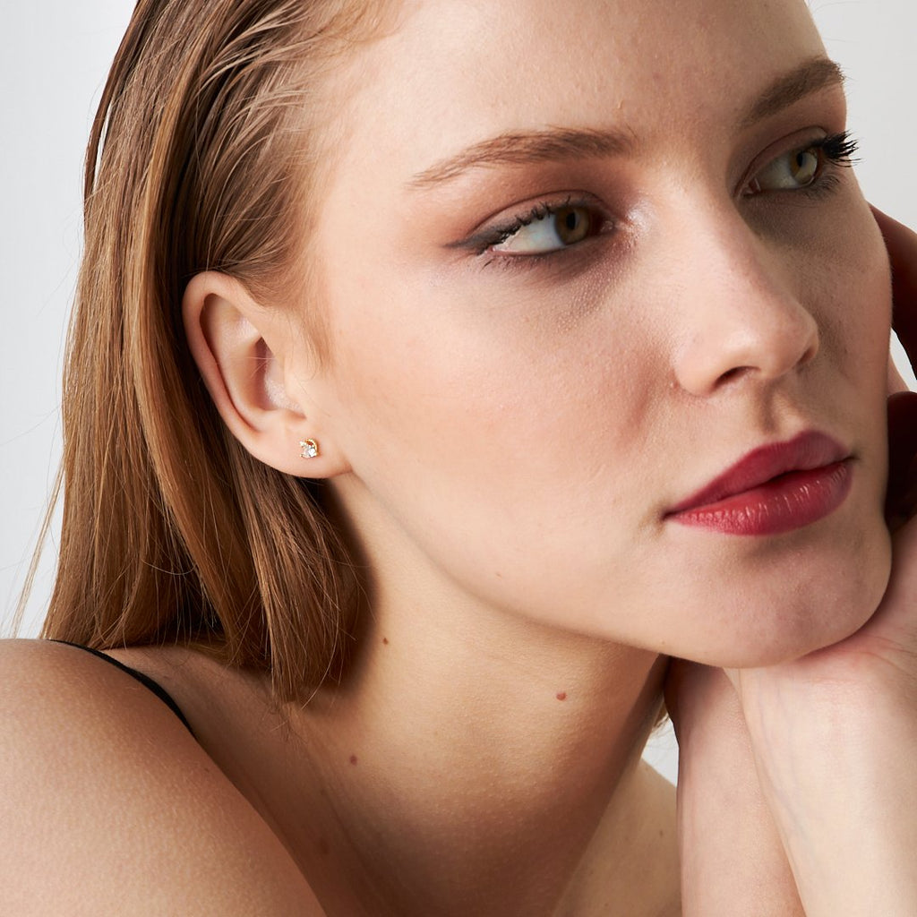 Kalp Taşlı Sarmaşık Piercingi - 925 GÜMÜŞ