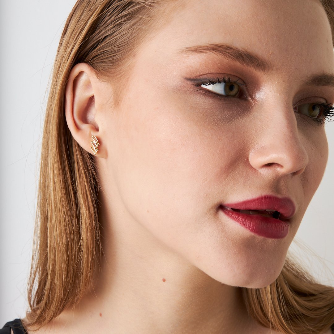 Beyaz Taşlı Baget Piercing - 925 GÜMÜŞ