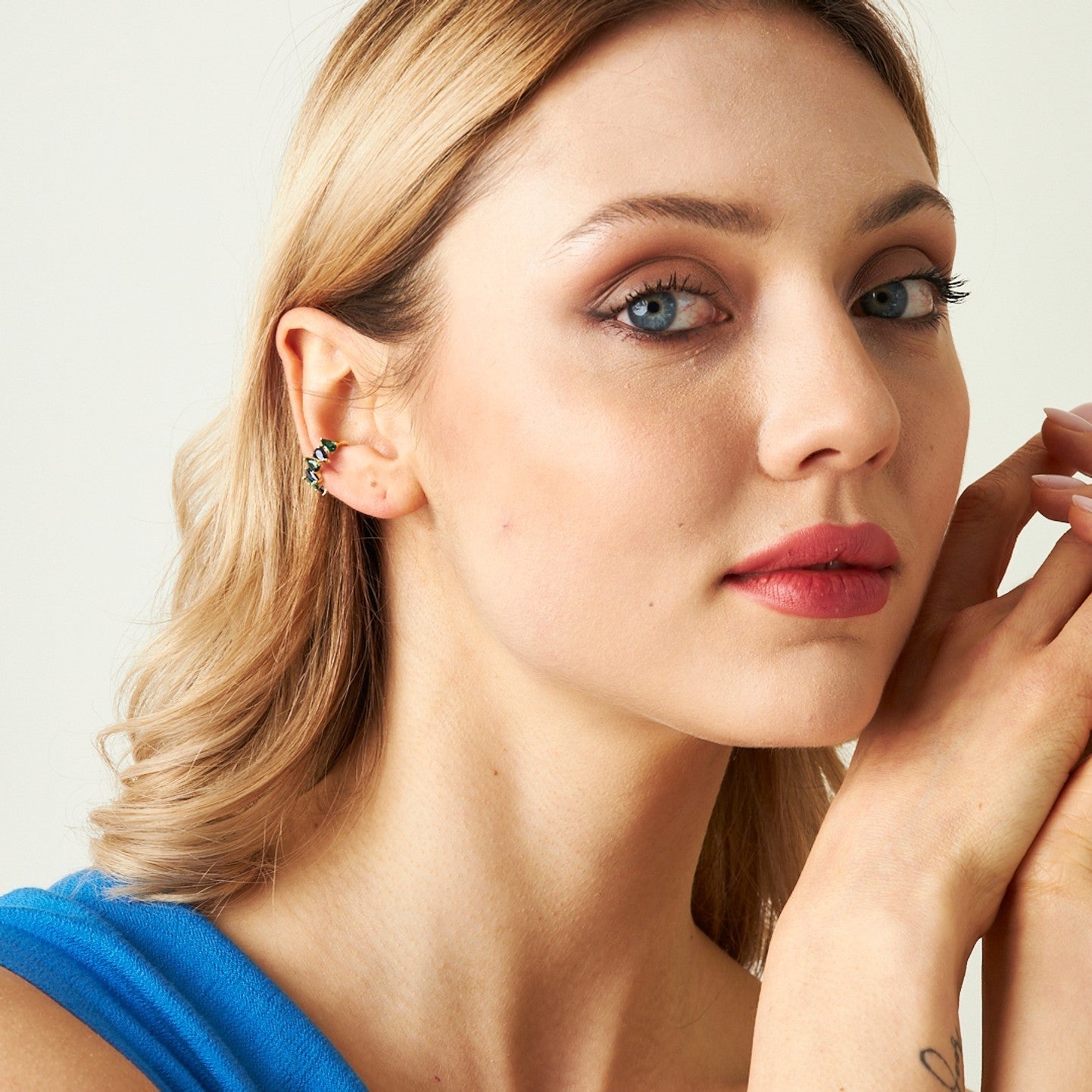 Gözyaşı Taşlı Kıkırdak Küpe - 925 GÜMÜŞ