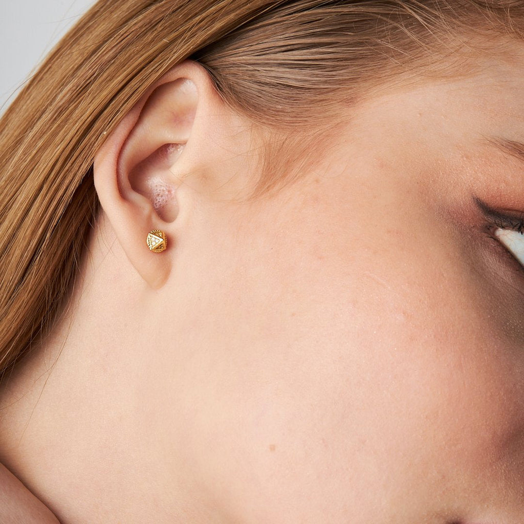 Elmas Şeklindeki Piercing - 925 GÜMÜŞ