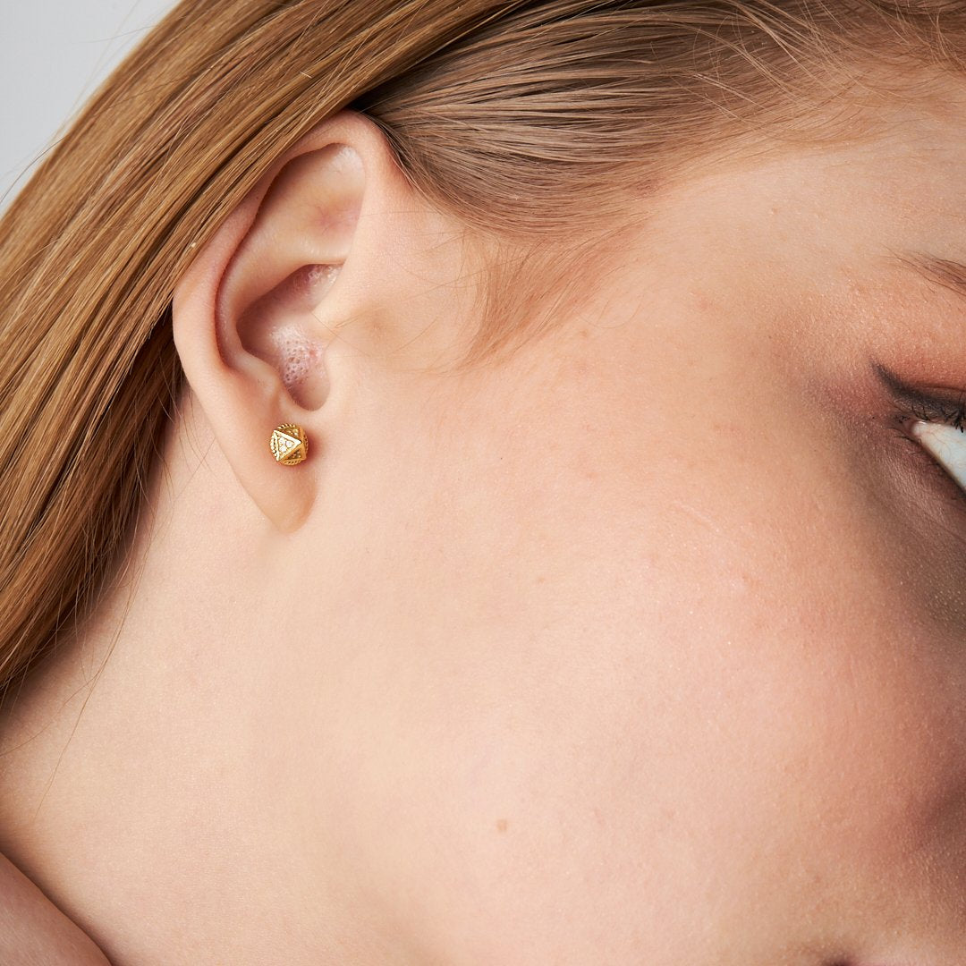 Elmas Şeklindeki Piercing - 925 GÜMÜŞ