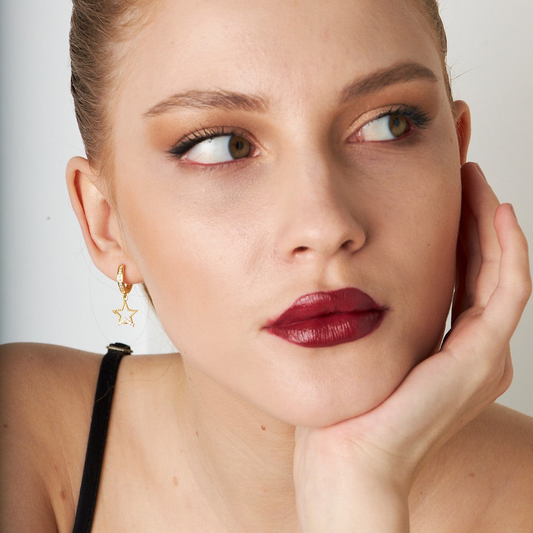 Parıltılı Yıldız Küpe - 925 GÜMÜŞ