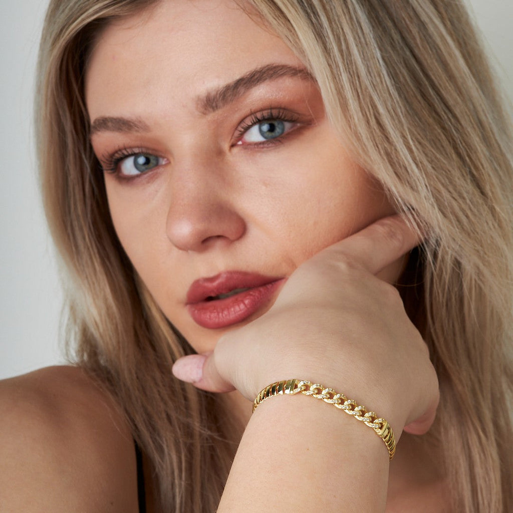 Balıksırtı Zincirli Ve Taşlı Gurme Bileklik - 925 GÜMÜŞ