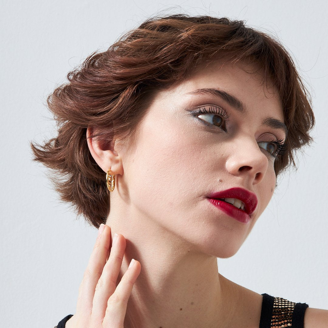 Yıldız Detaylı Ay Modeli Küpe - 925 GÜMÜŞ